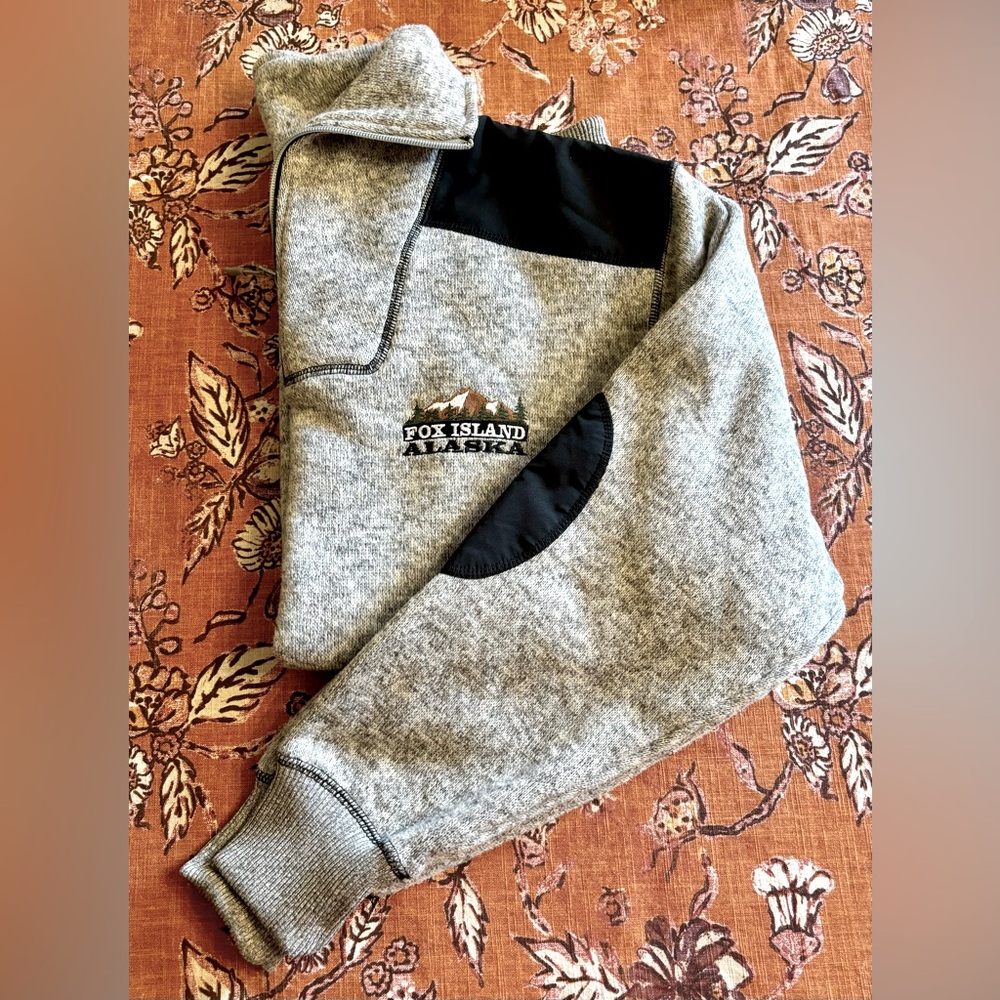 Quarter zip sweater size M